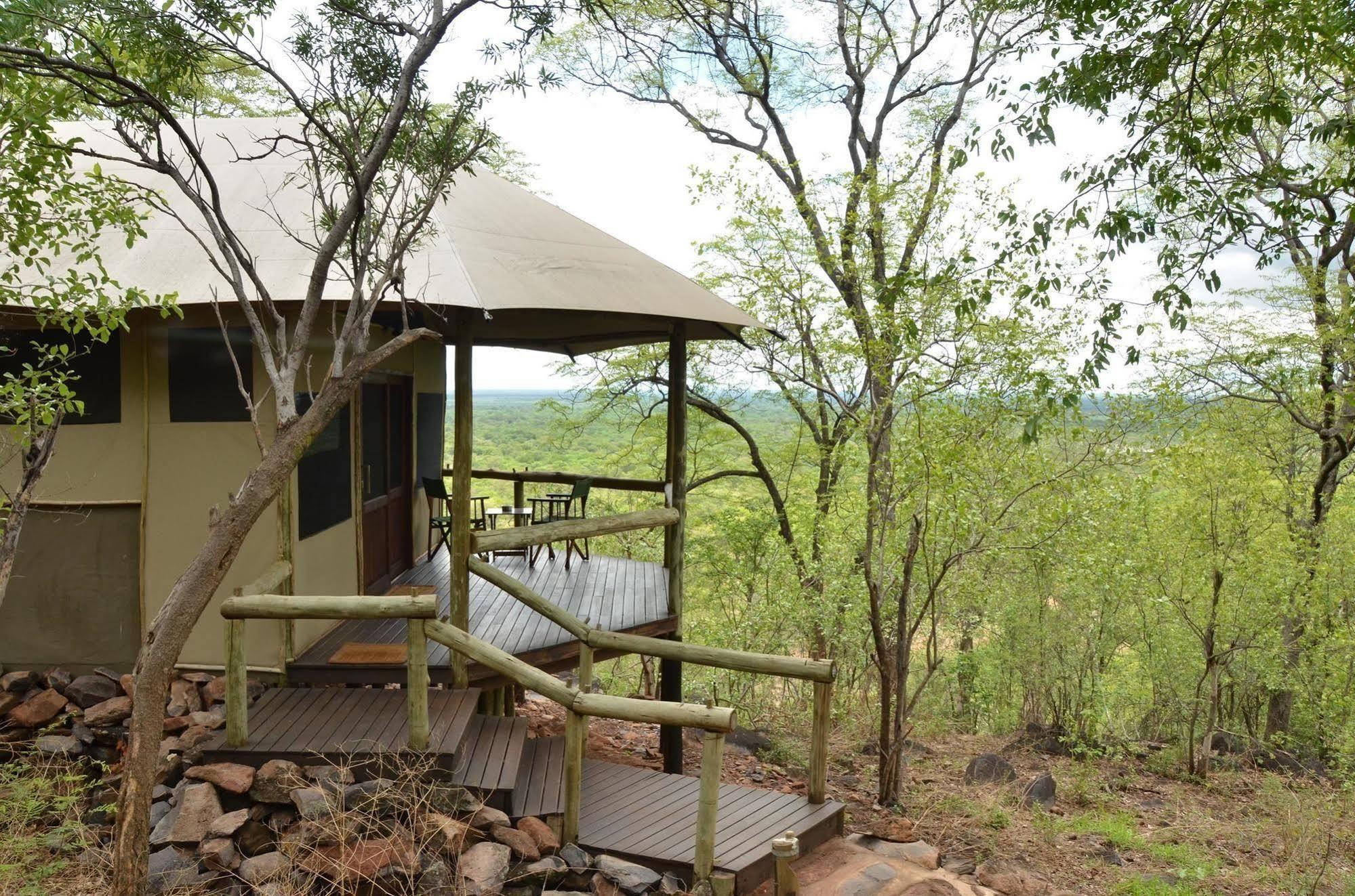 Ghoha Hills Savuti Lodge Extérieur photo